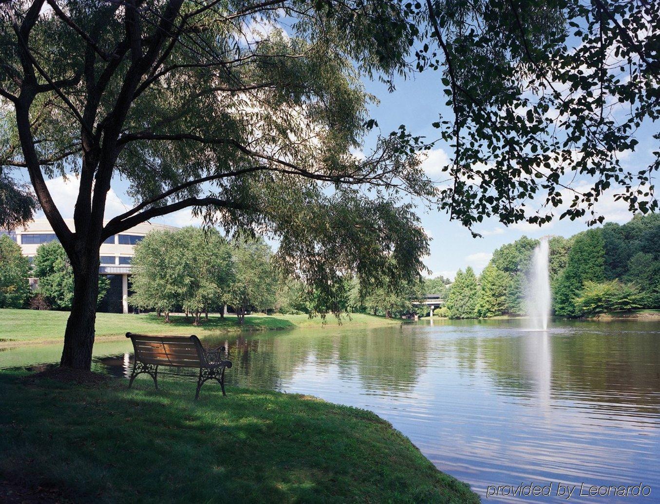 ฮอลิเดย์ อินน์ เอ็กซ์เพรส พรินซ์ตัน เซาท์อีสต์ Plainsboro ภายนอก รูปภาพ
