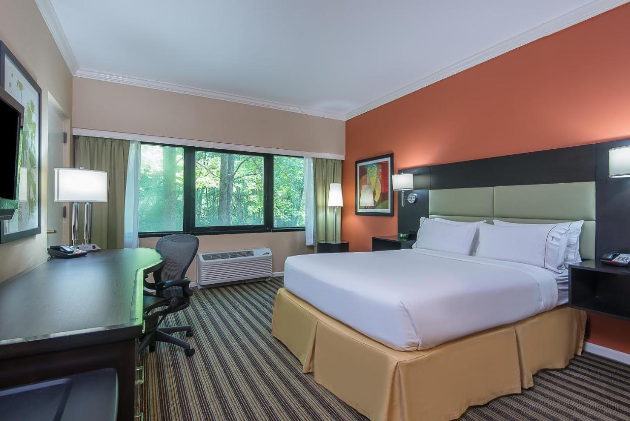 ฮอลิเดย์ อินน์ เอ็กซ์เพรส พรินซ์ตัน เซาท์อีสต์ Plainsboro ภายนอก รูปภาพ